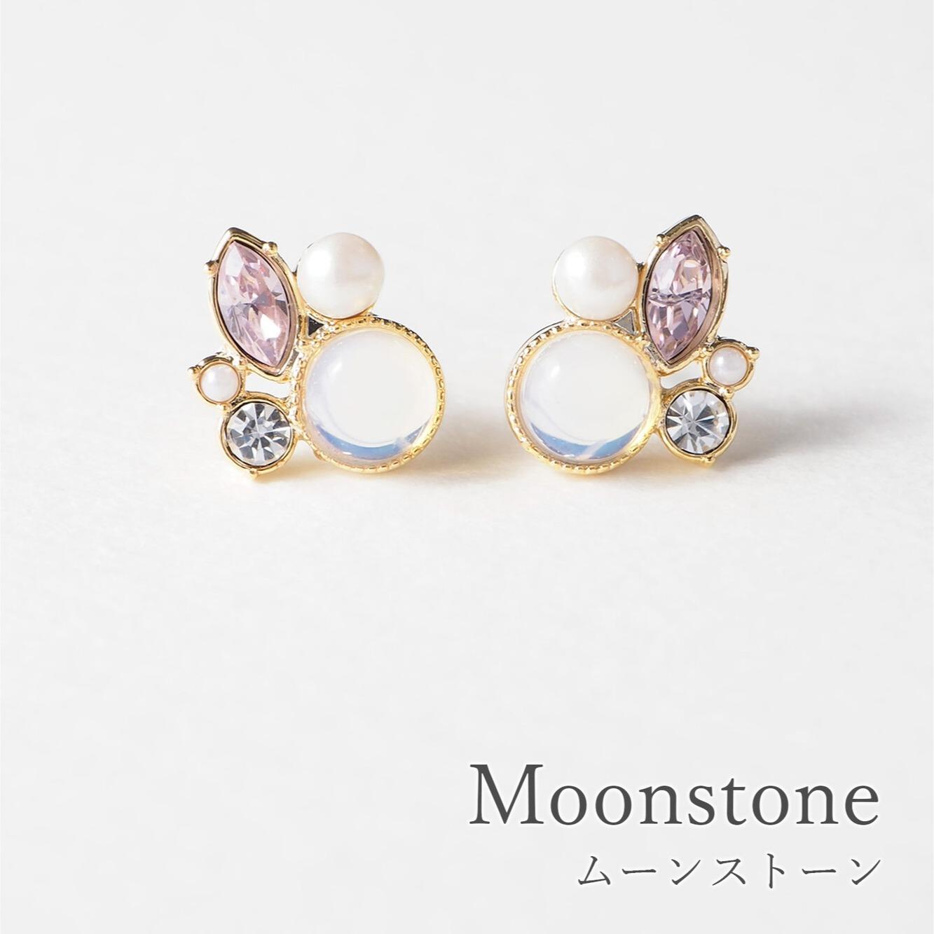 ジュエリーチタンポストピアス 耳元でキラめく贅沢な華やぎ